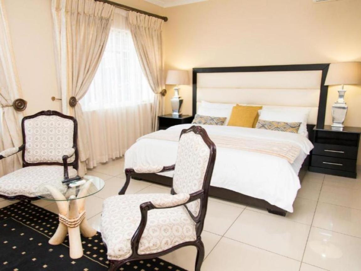 Sollunaa Guesthouse Sandton Exteriér fotografie