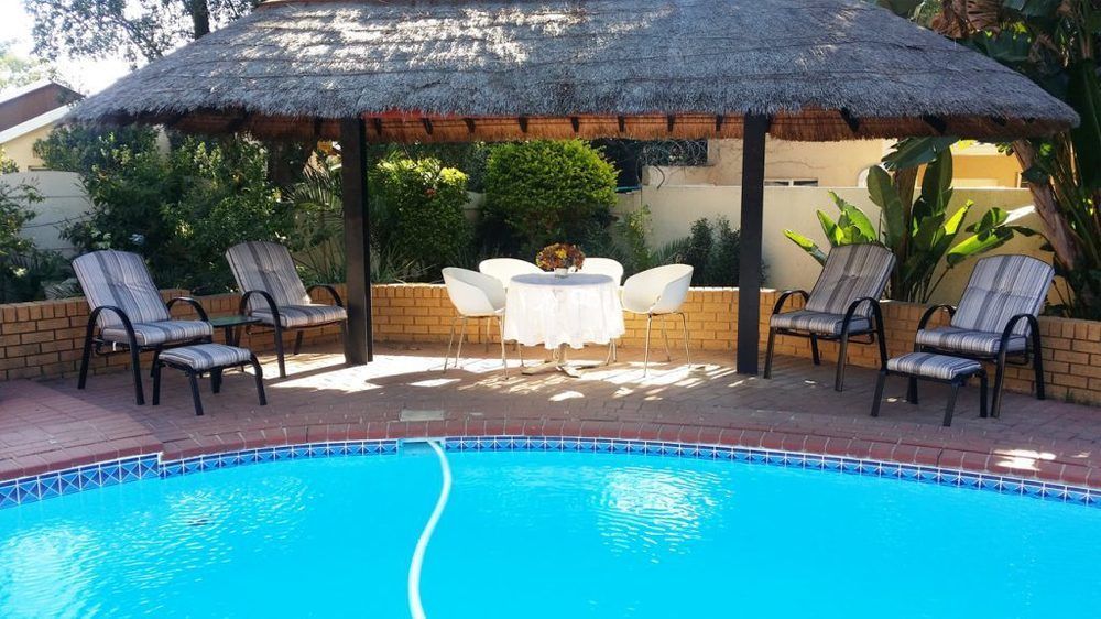 Sollunaa Guesthouse Sandton Exteriér fotografie